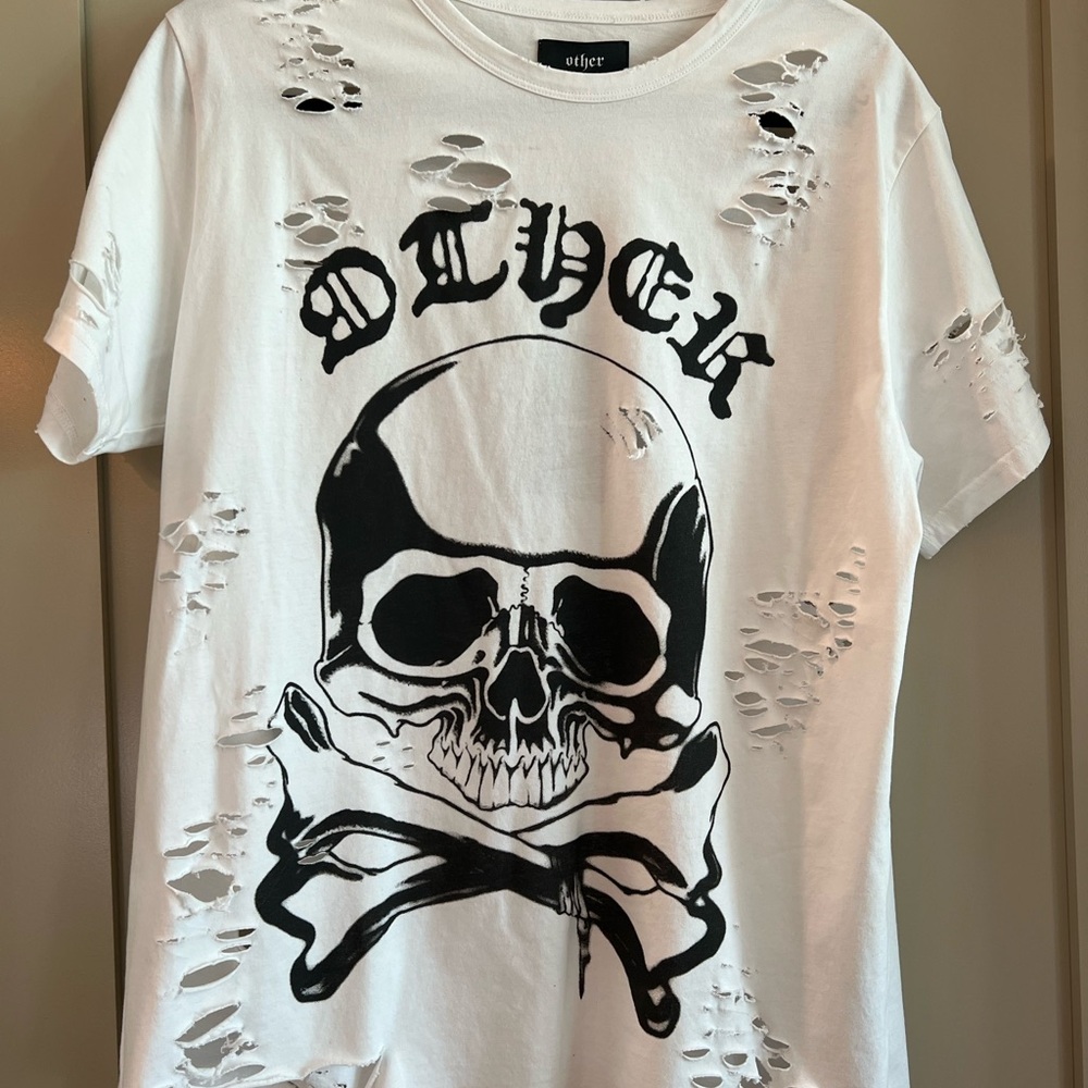 MOTHER Black and White Skull Graphic Tee